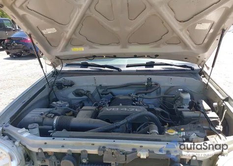 2006 Toyota Tundra Darrell Waltrip Edition/Sr5 V8 from USA, damaged, VIN 5TBET34156S549905